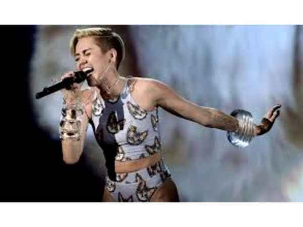 Miley Cyrus Bone Dance