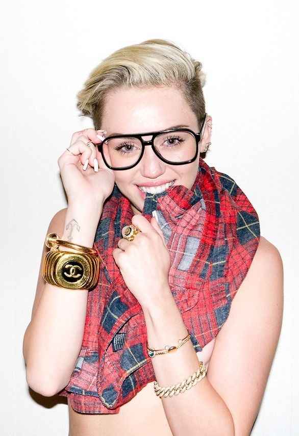 Miley Cyrus Clear