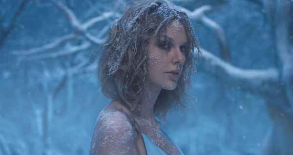 Taylor Swift Out of the woods